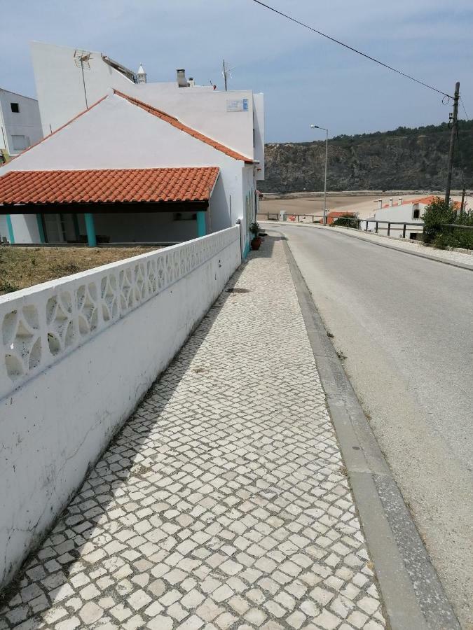 Carlo'S Beach Guest House Praia de Odeceixe Εξωτερικό φωτογραφία